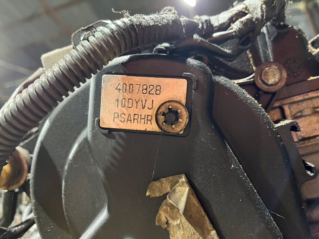 Moteur RHF (DW10BTED4) — vue 1