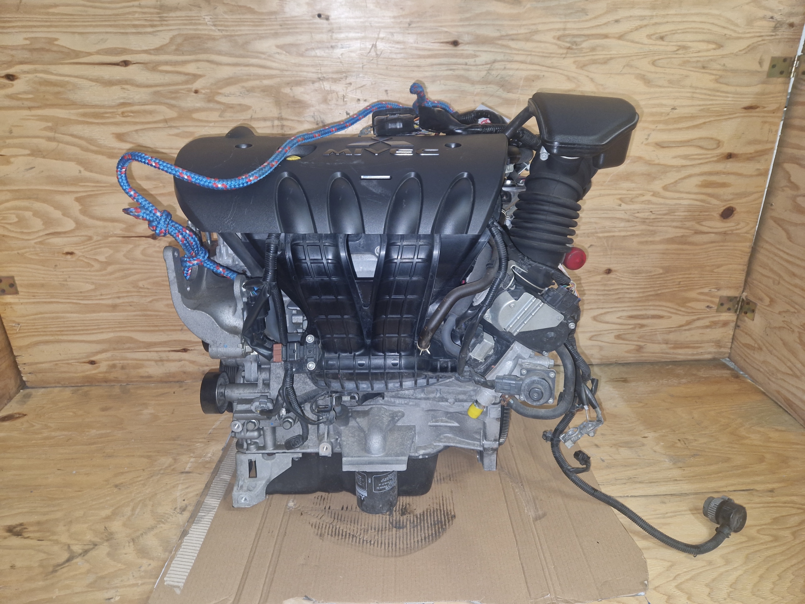 Moteur 4B12 - Image 1