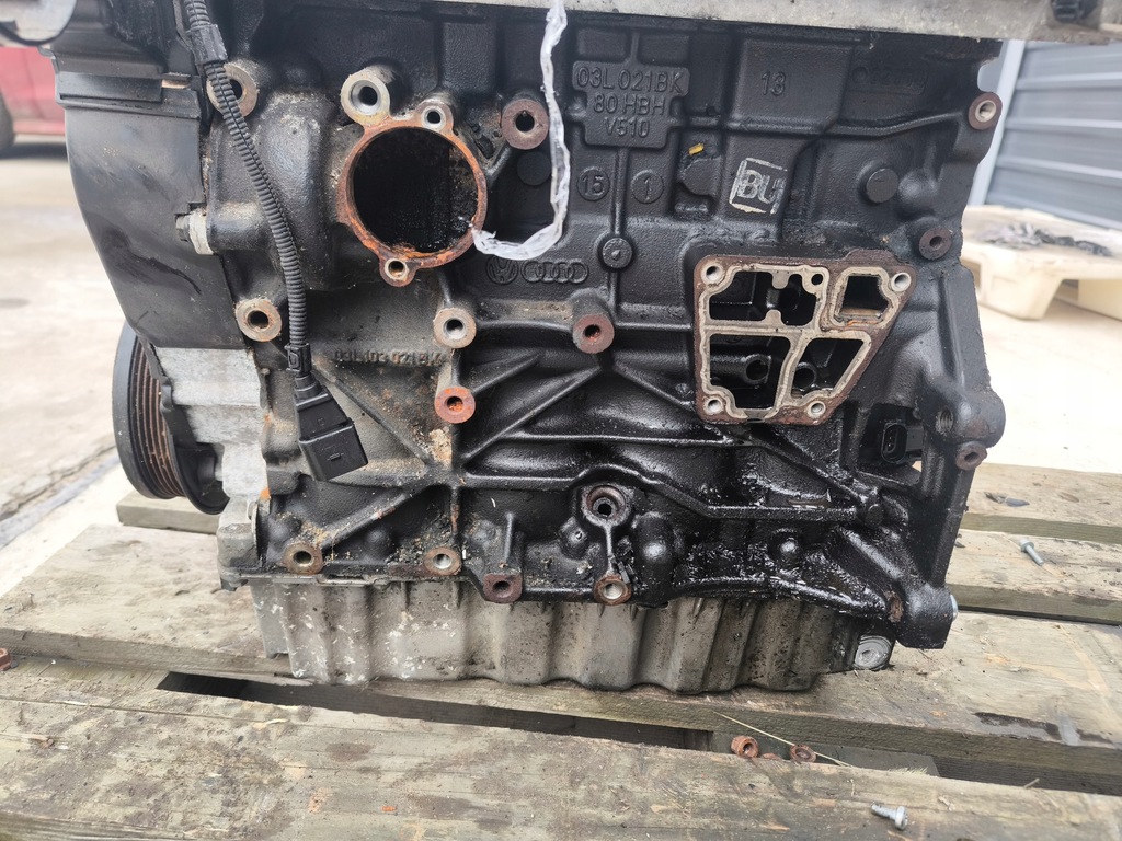 Moteur CAYB — vue 4