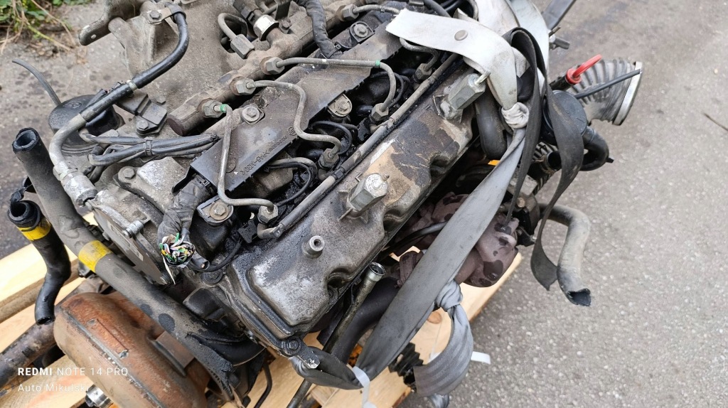 Moteur D27DT — vue 4