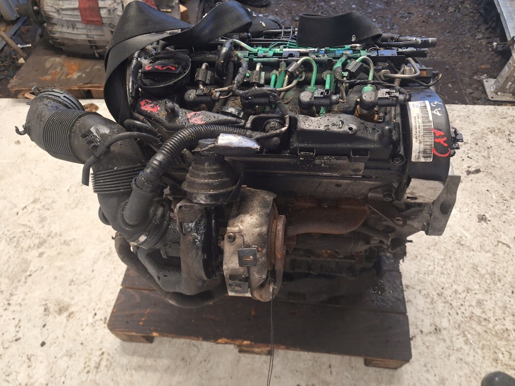 Moteur CAYB — vue 4