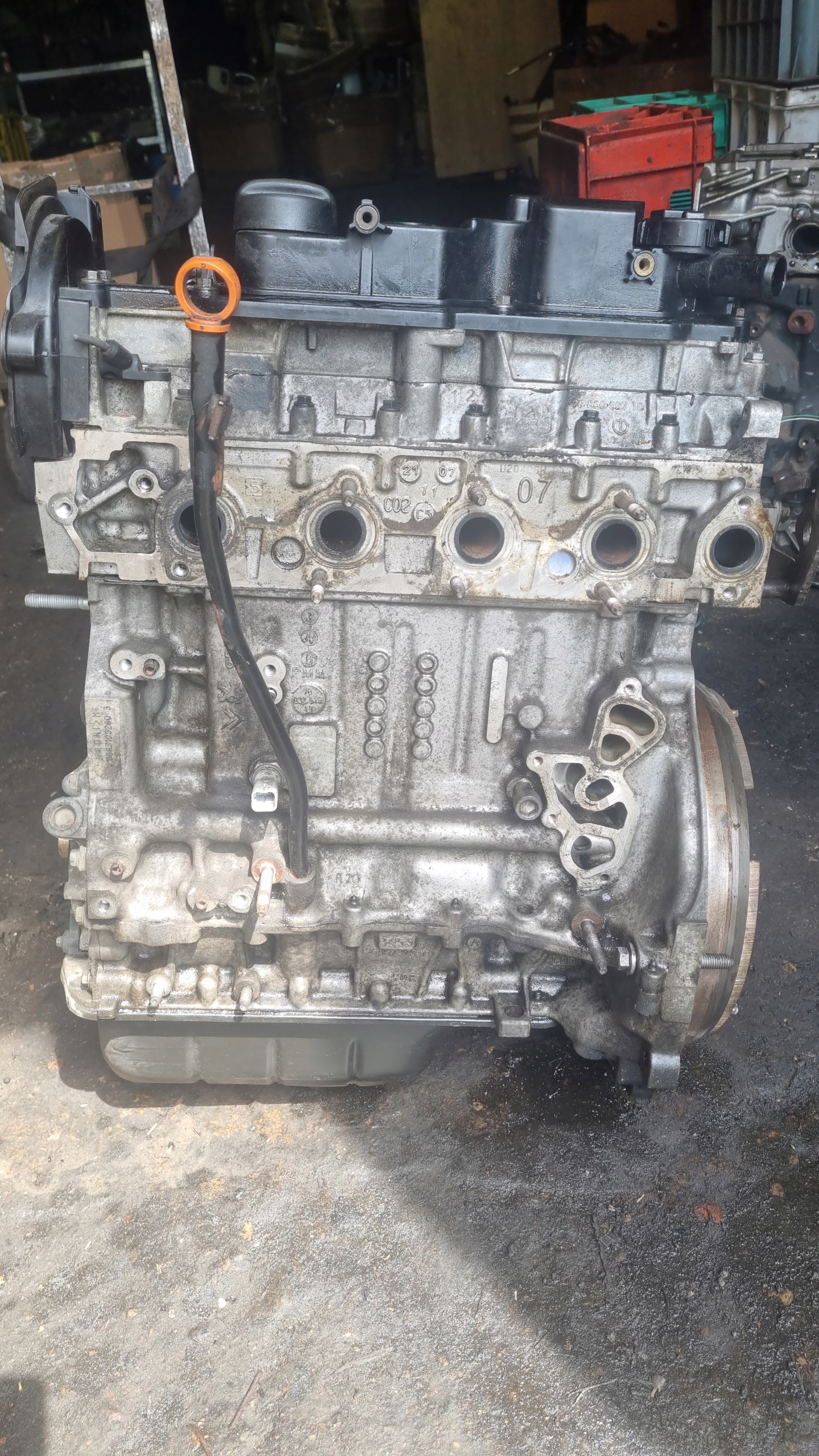 Moteur 9HC (DV6C) — vue 2
