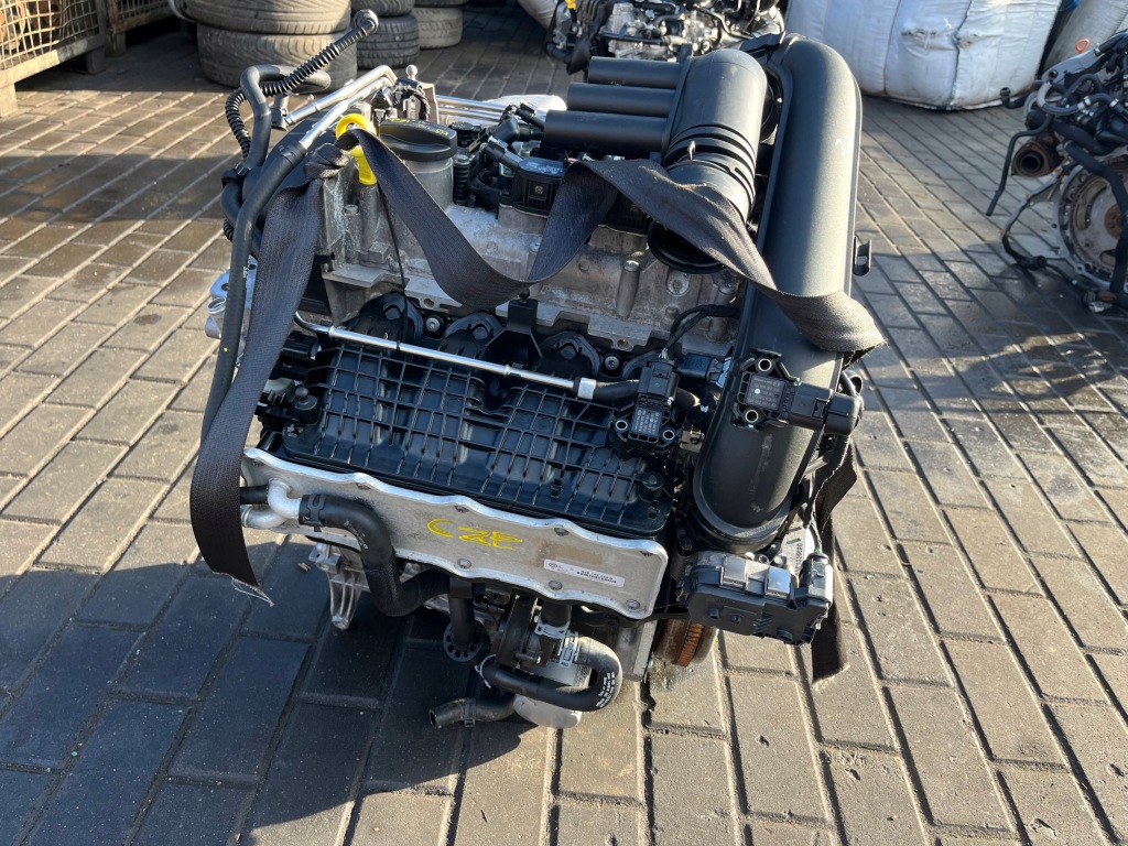 Moteur CZEA — vue 2