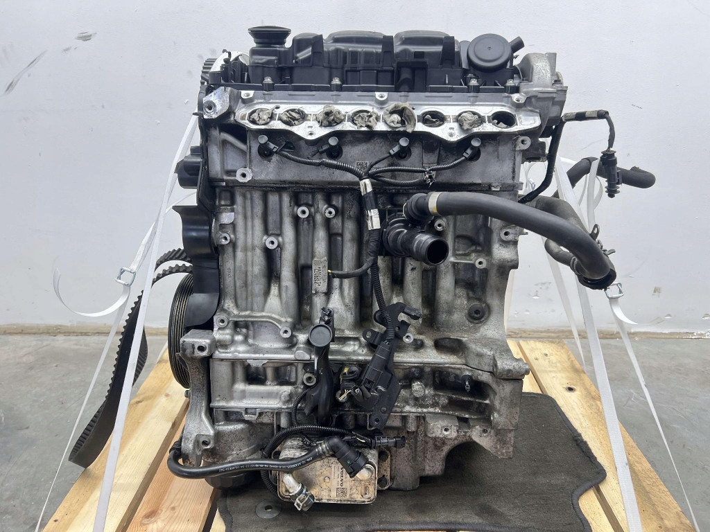 Moteur D 4204 T9 — vue 1