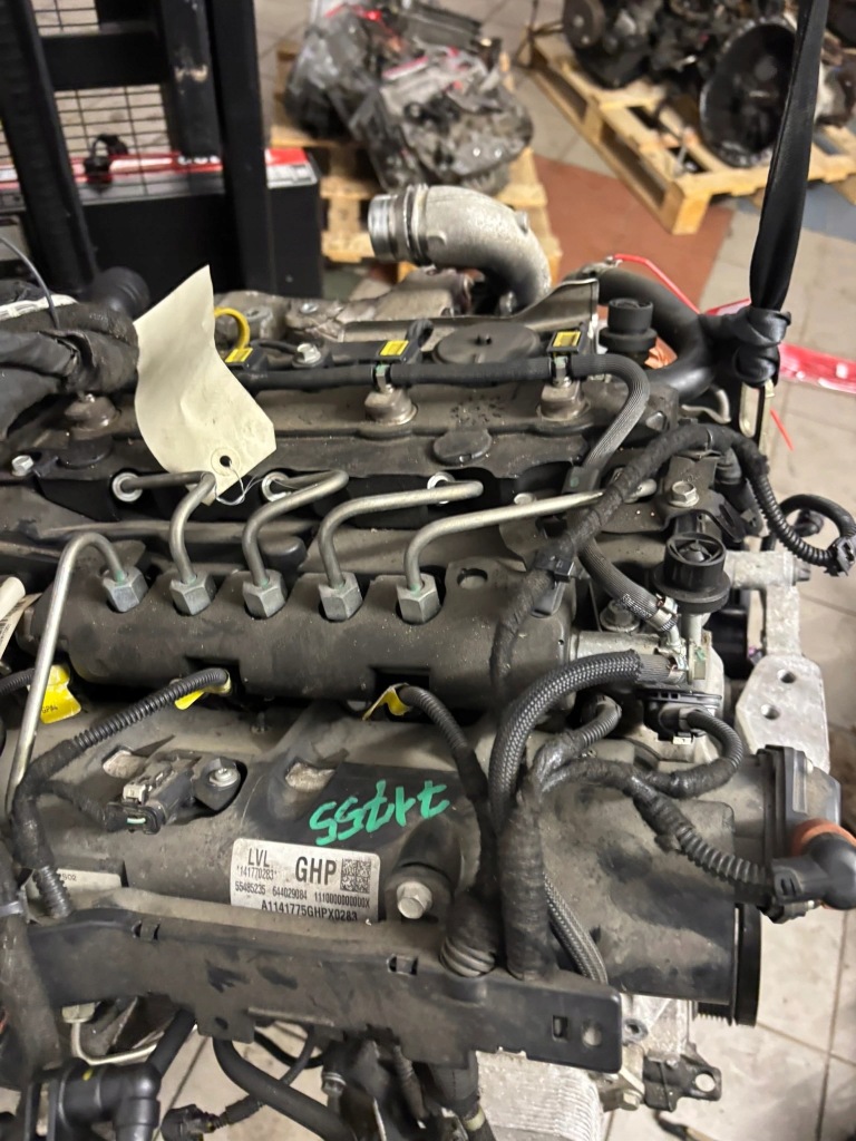 Moteur B 16 DTH — vue 6