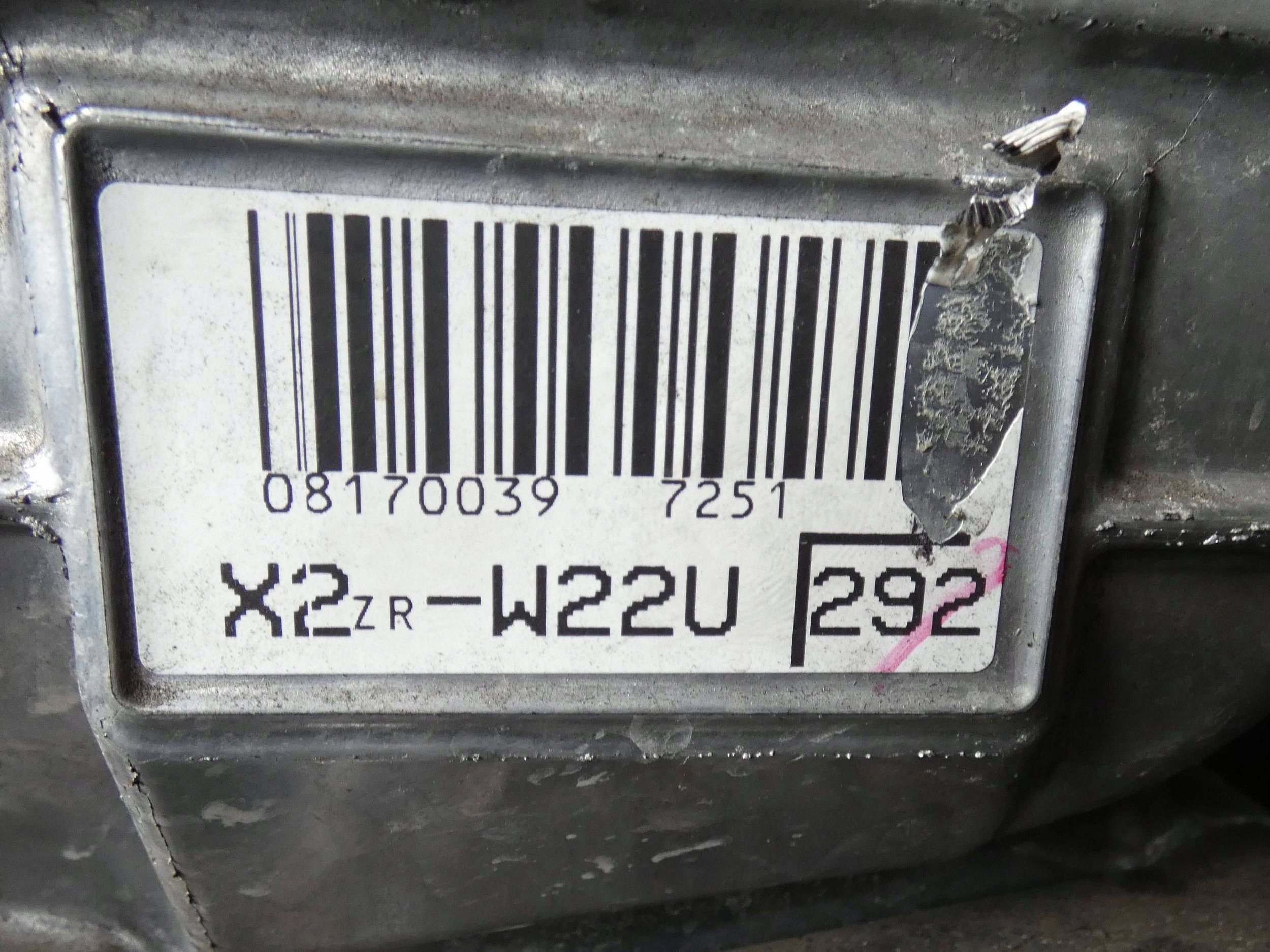 Moteur 2ZR-FXE — vue 4
