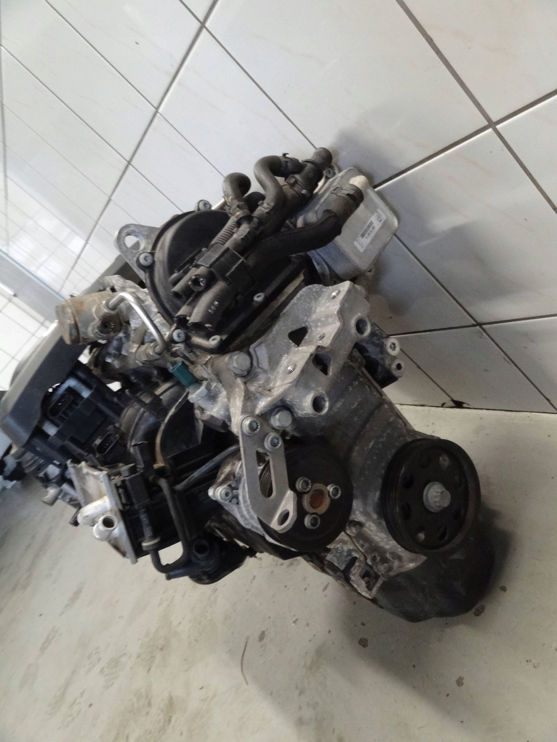 Moteur CBZA — vue 4