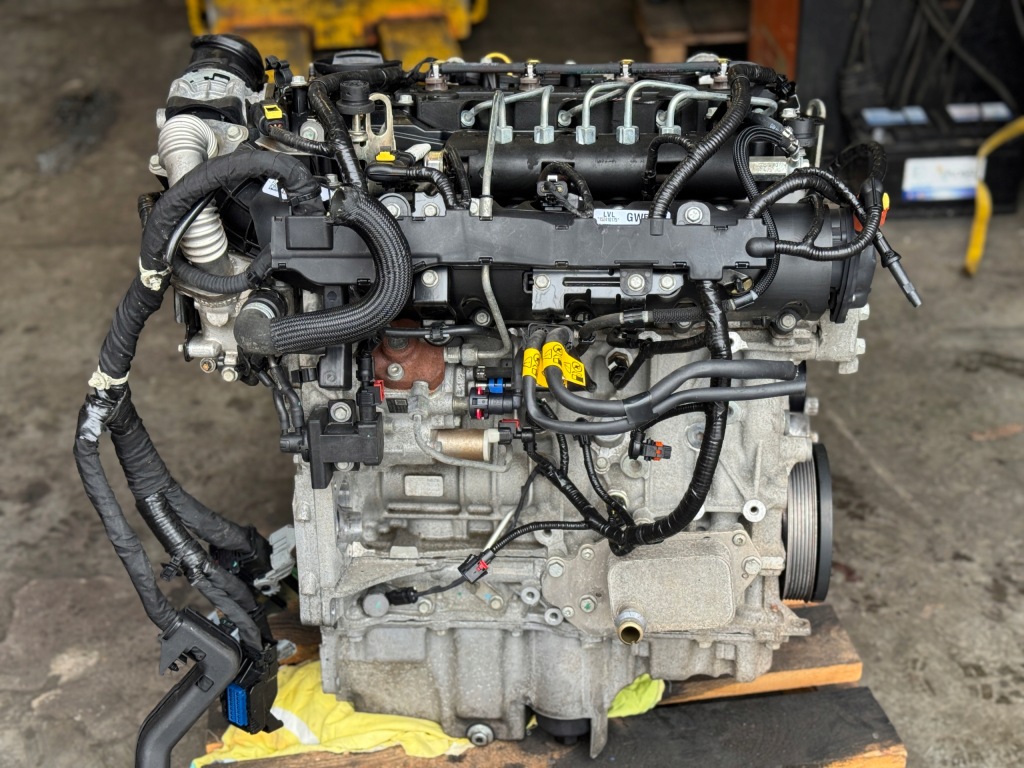 Moteur B 16 DTH — vue 2