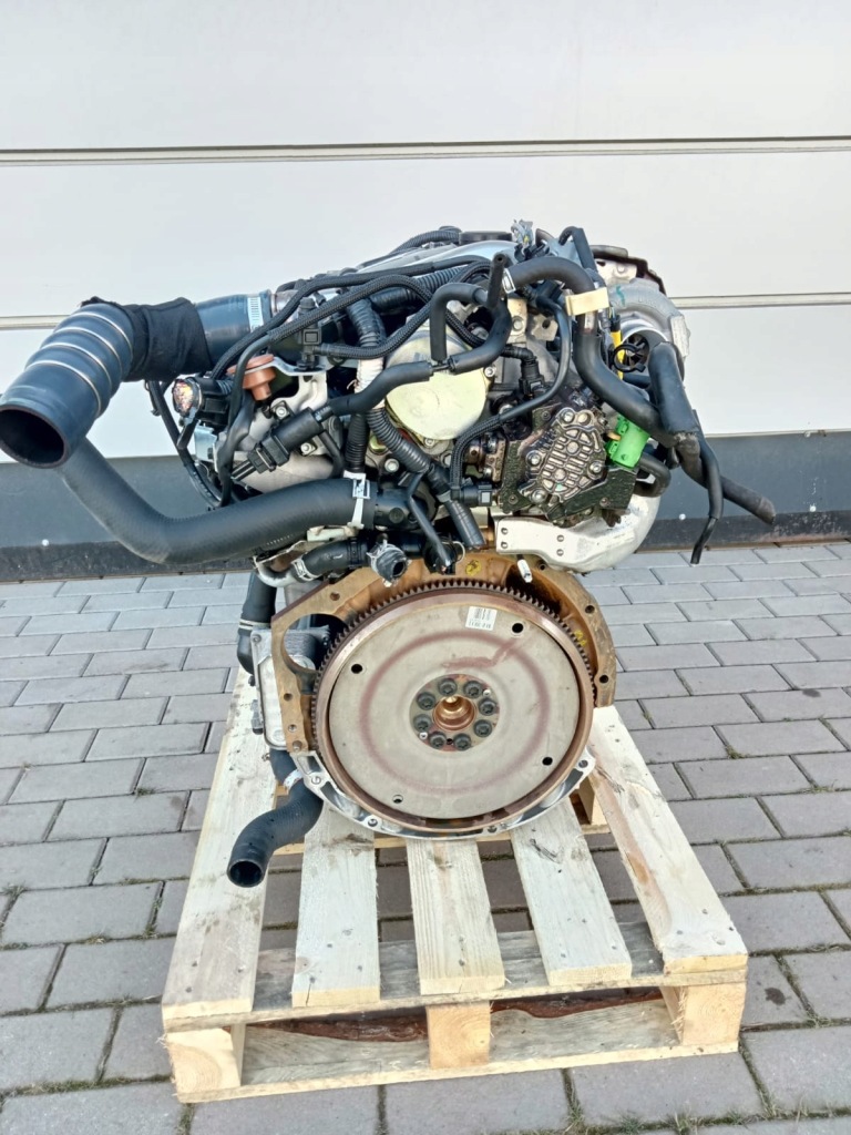 Moteur M9R — vue 1