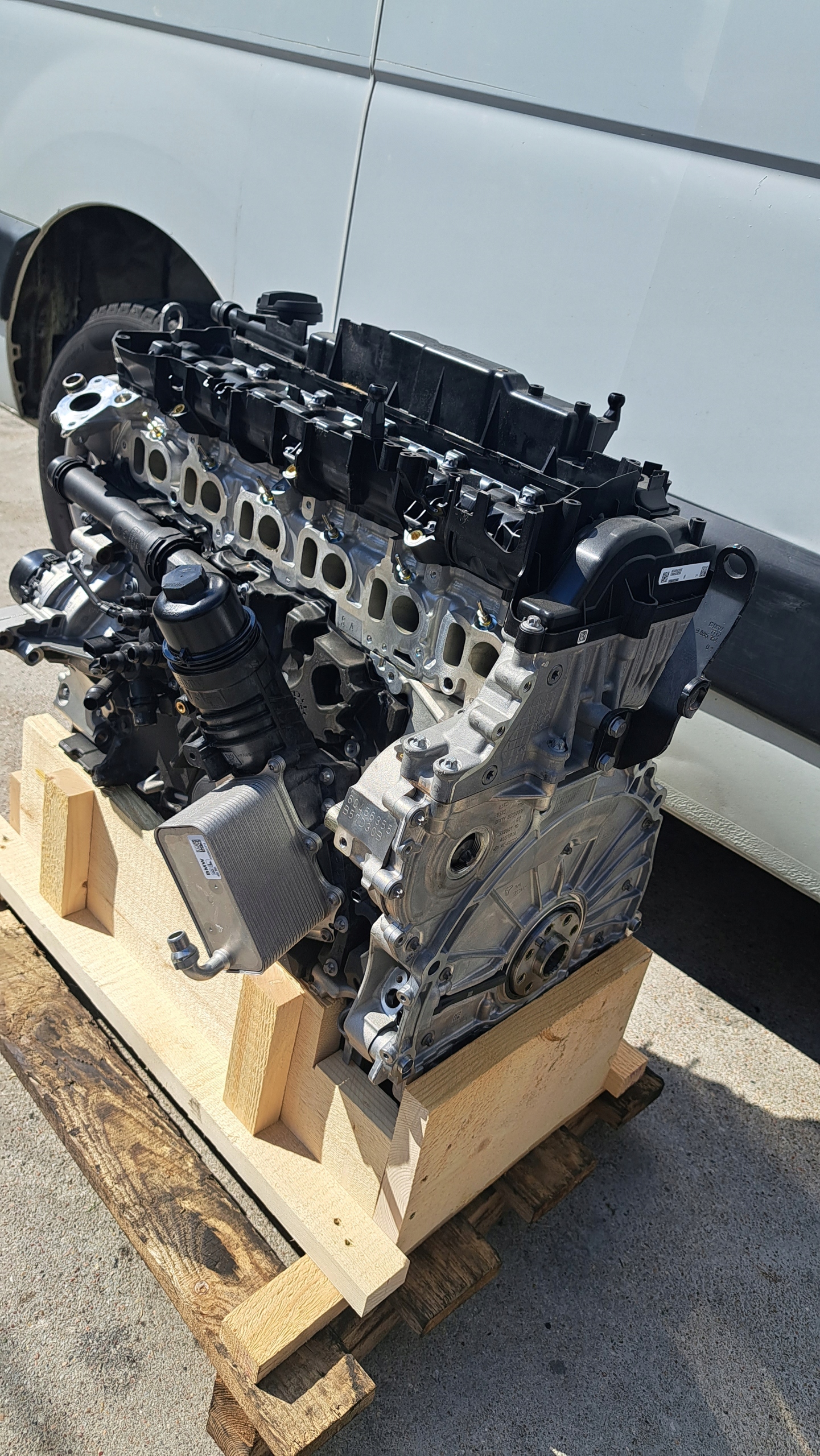 Moteur B57 D30 B — vue 3