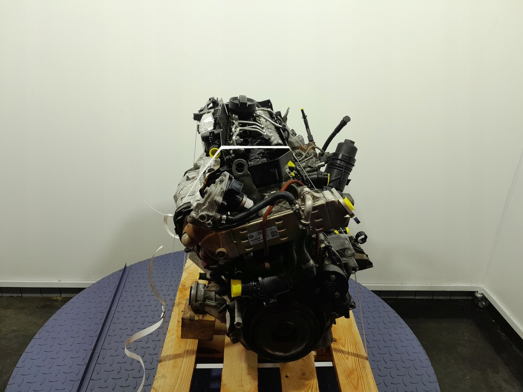 Moteur B57 D30 A — vue 1