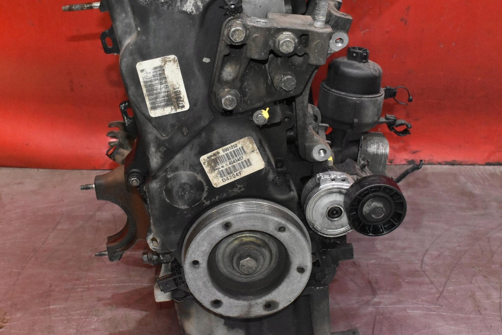 Moteur D 4204 T — vue 4