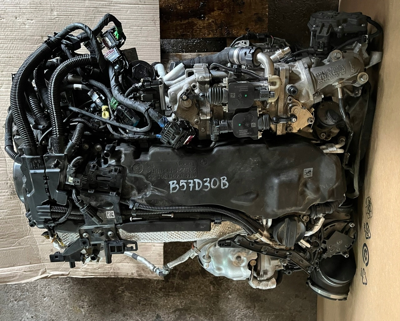 Moteur B57 D30 B — vue 3