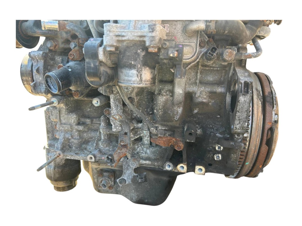 Moteur 1AD-FTV — vue 8
