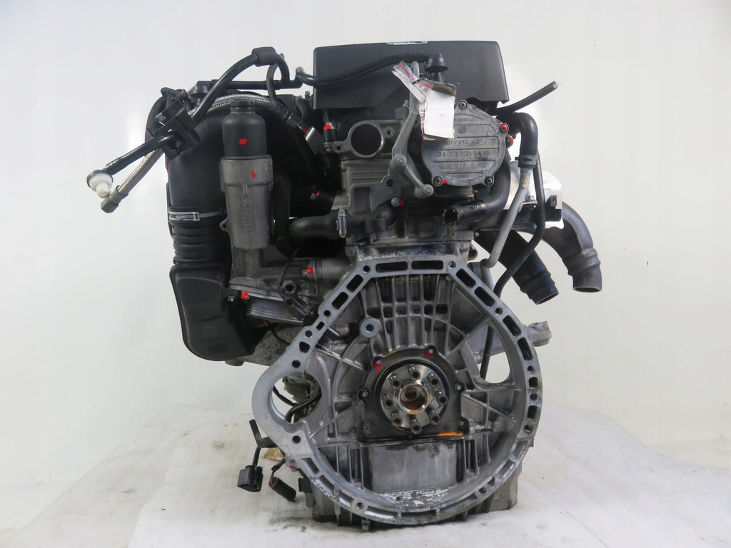 Moteur M 112.946 — vue 2