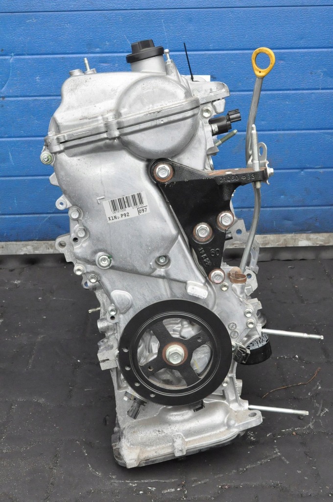 Moteur 1NZ-FXE — vue 3
