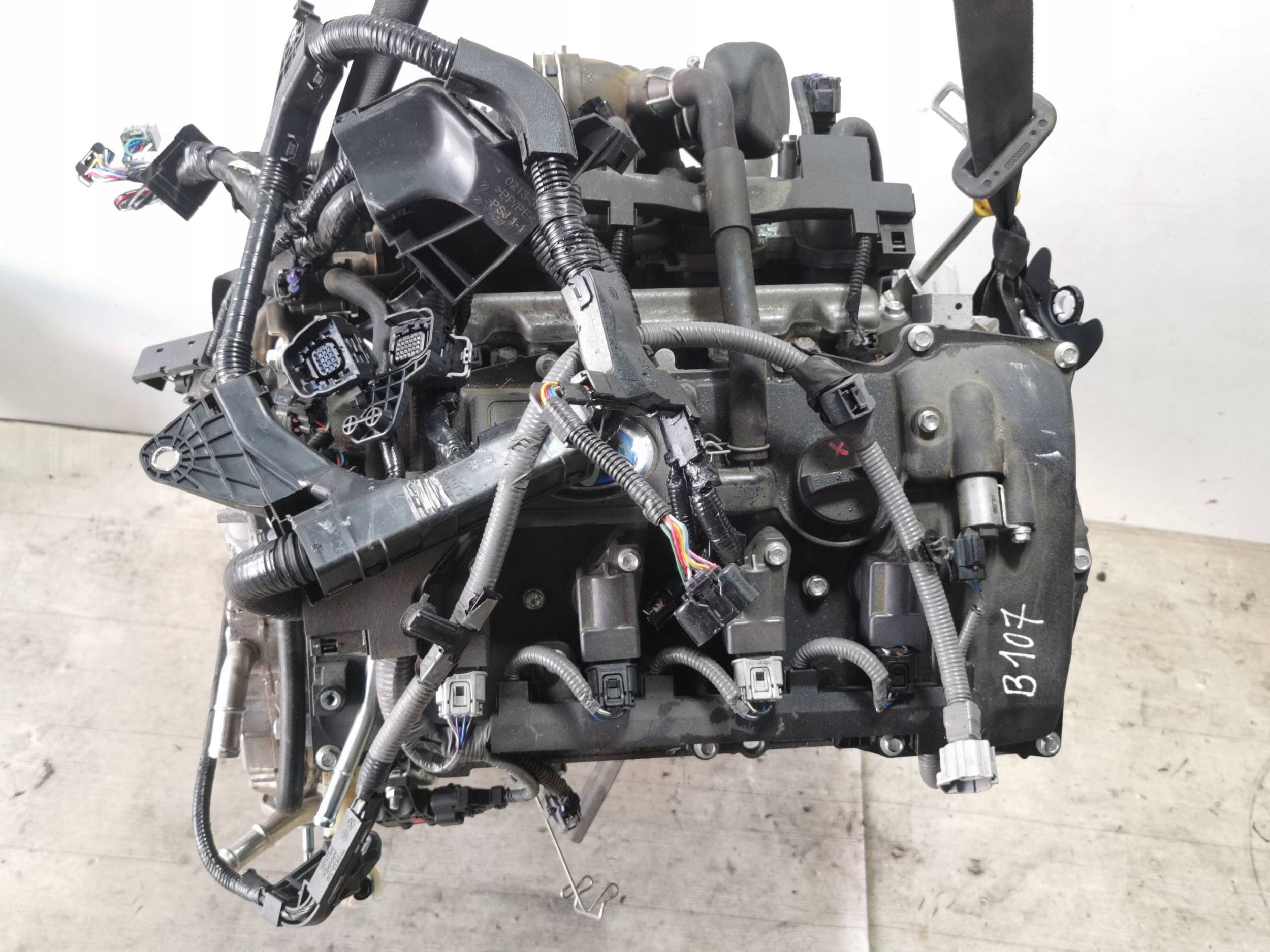 Moteur 2ZR-FXE — vue 1