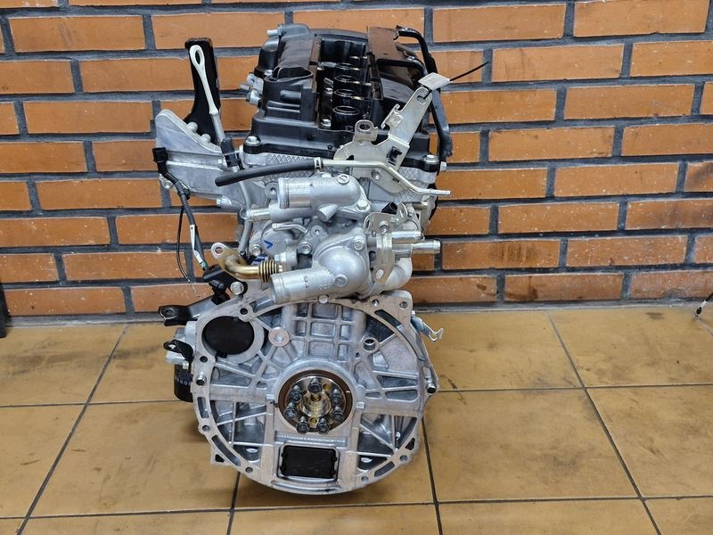 Moteur 4B12 - Image 8