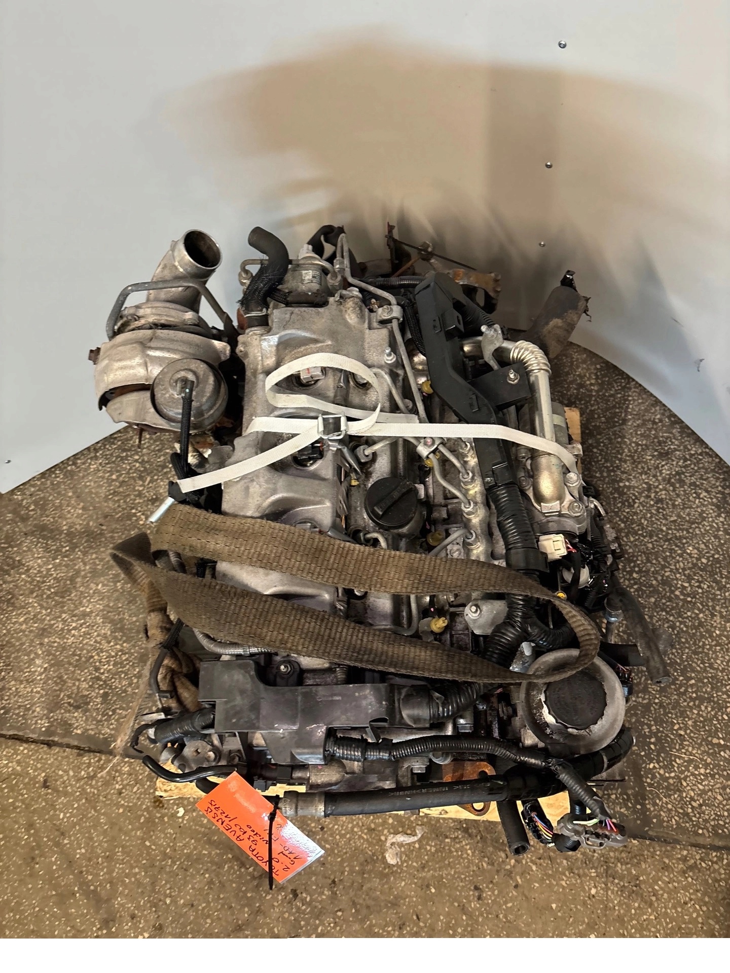Moteur 1AD-FTV — vue 1