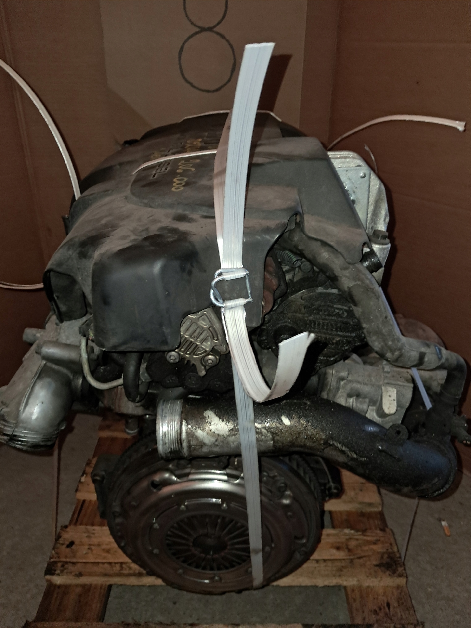 Moteur D 5244 T — vue 10
