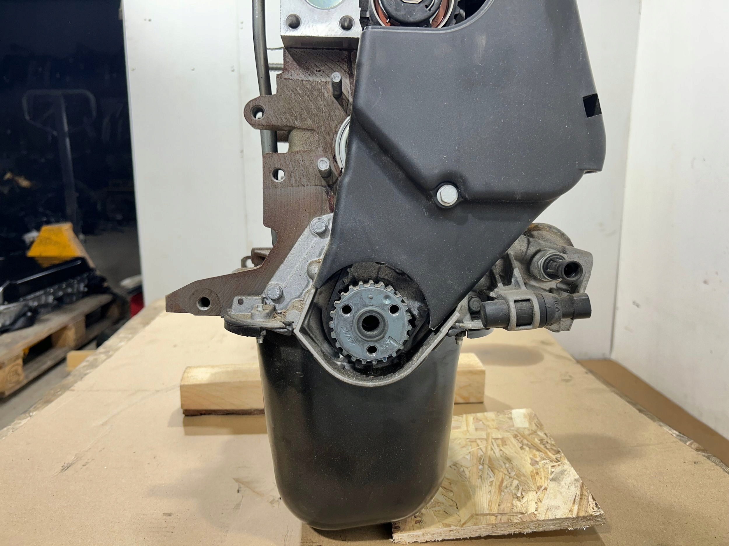 Moteur 169 A4.000 — vue 4