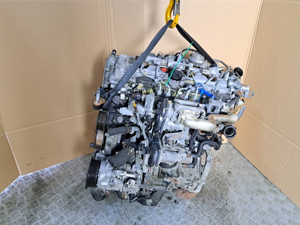 Moteur 2AD-FTV — vue 1