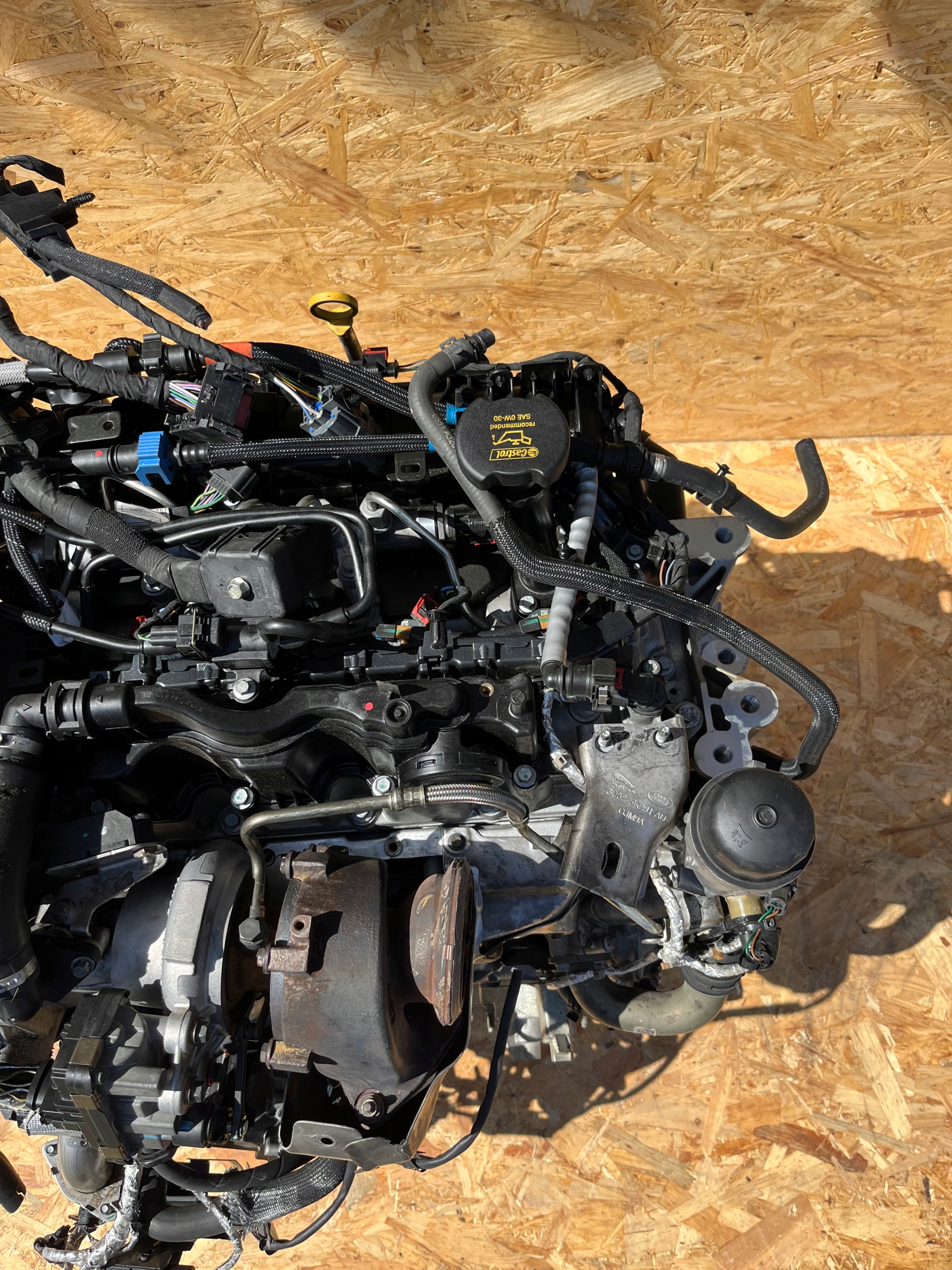 Moteur 204DTD(AJ21D4) — vue 3