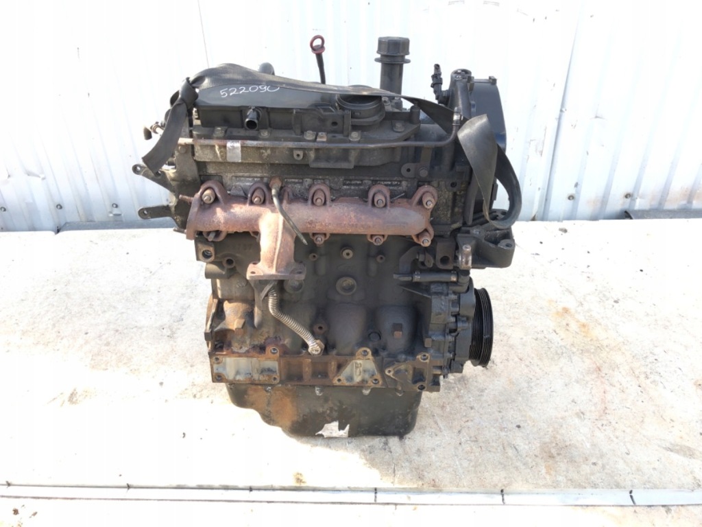 Moteur F1AE0481D — vue 1