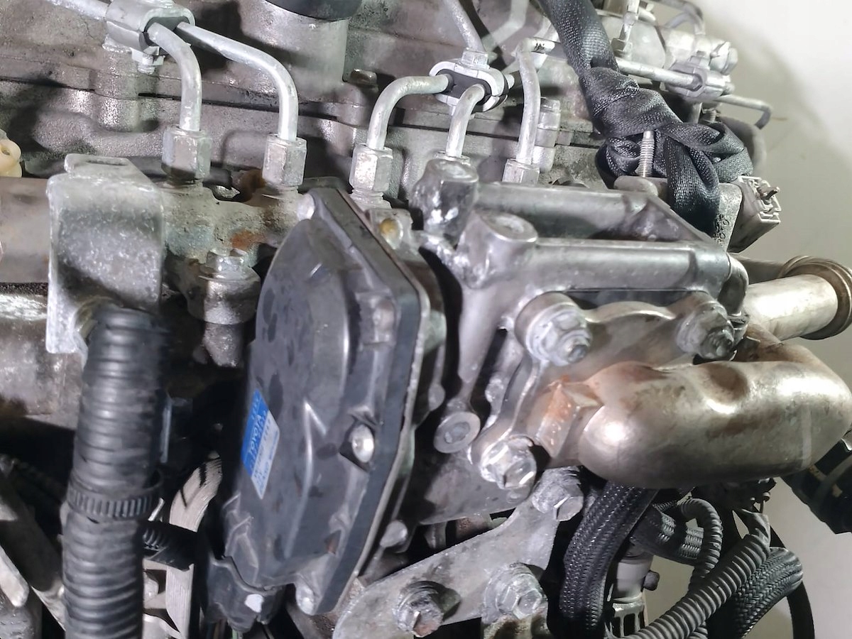 Moteur 1AD-FTV — vue 4