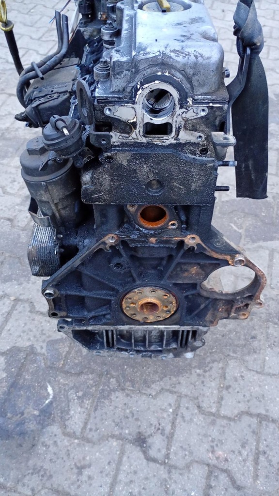 Moteur Y 22 DTR — vue 3