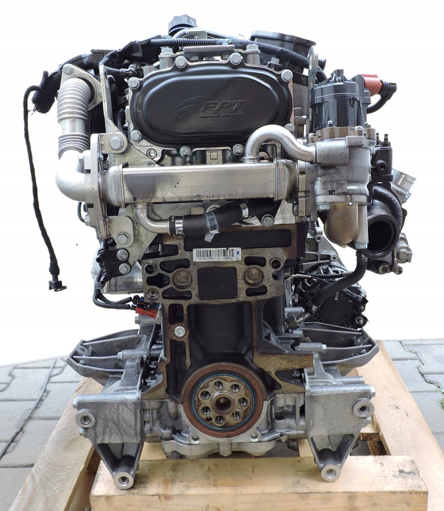 Moteur F1AGL411Y — vue 2