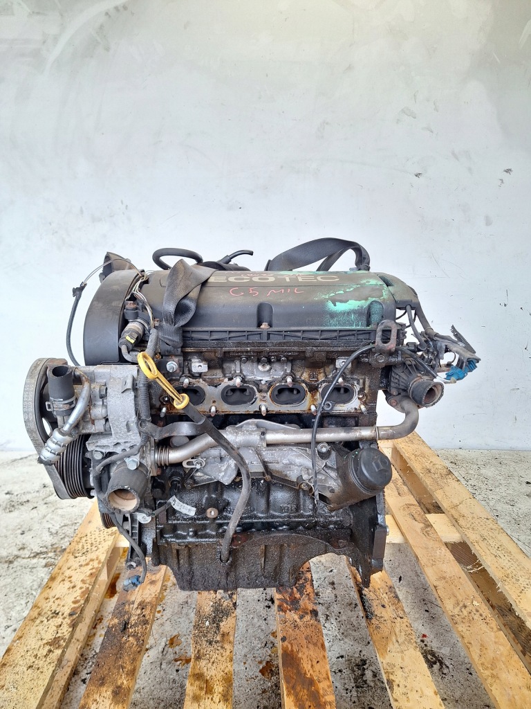Moteur F16D4 — vue 1