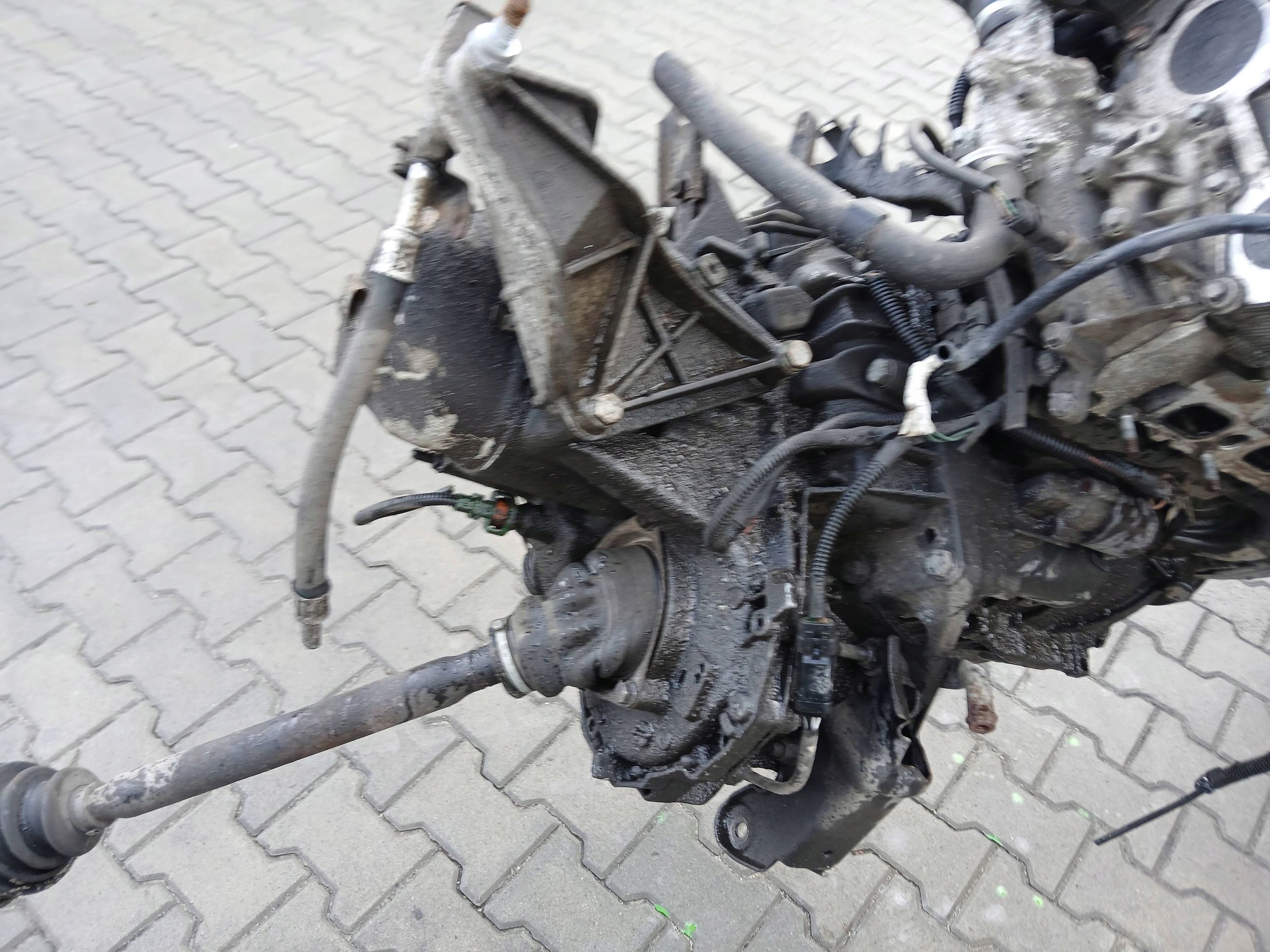 Moteur F4R 700 — vue 7