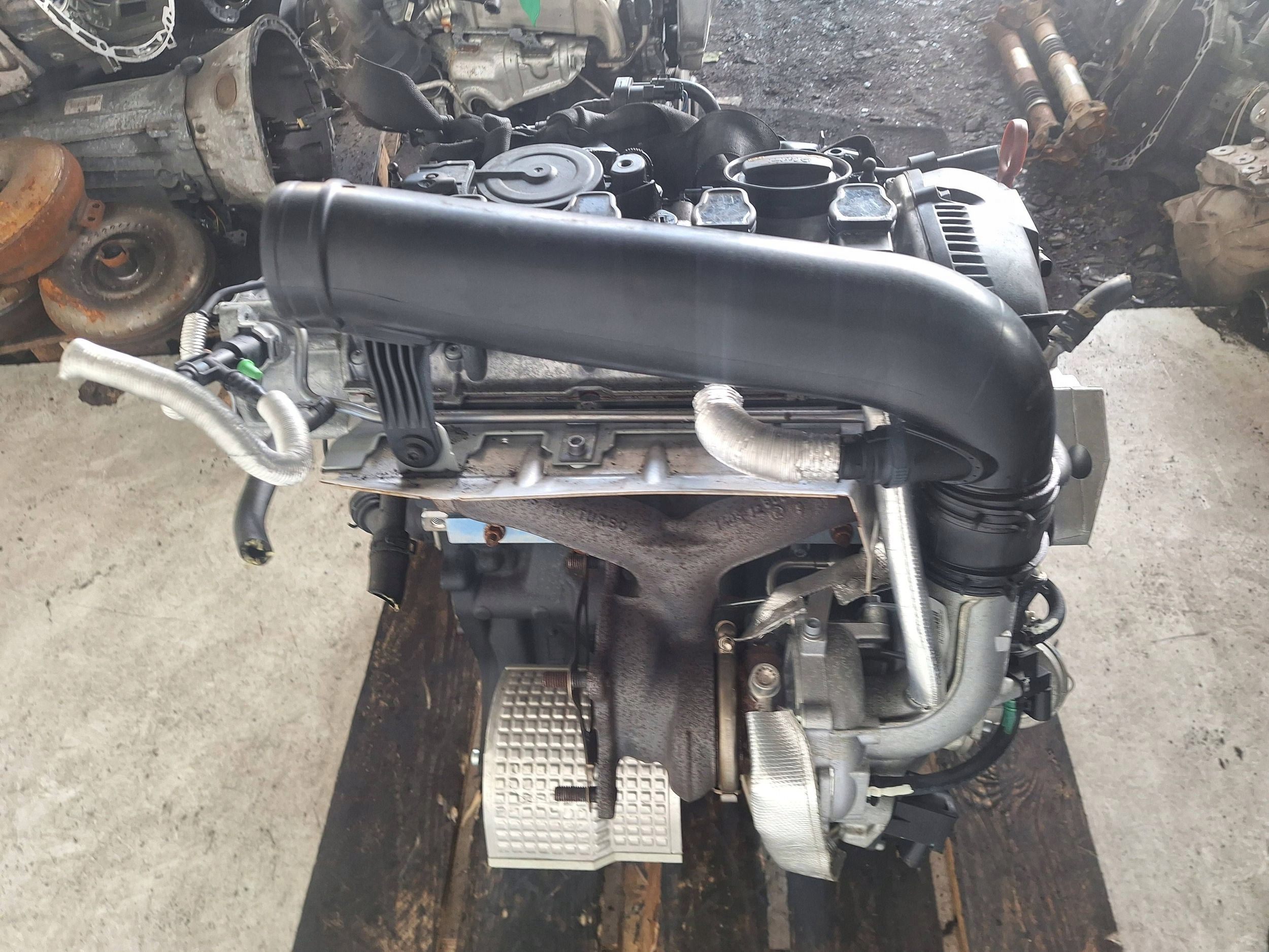 Moteur CCZA — vue 5