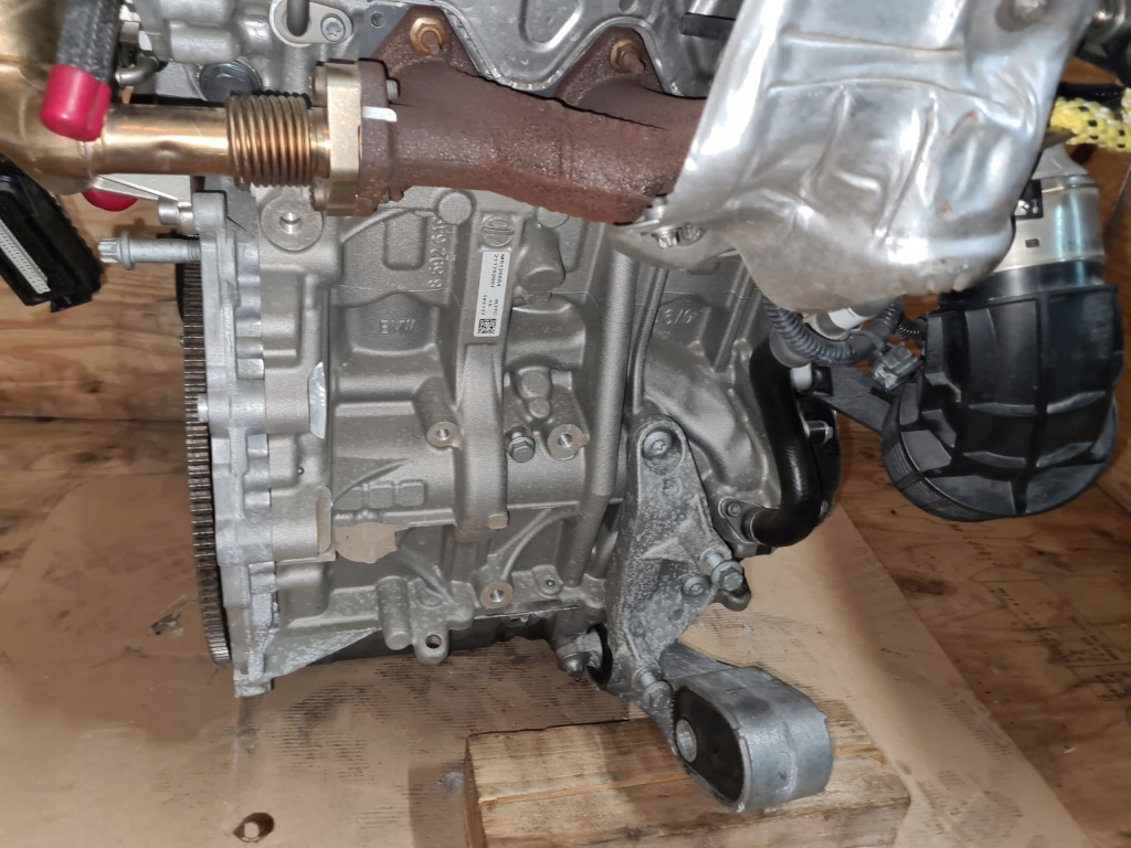 Moteur B37 C15 A — vue 2