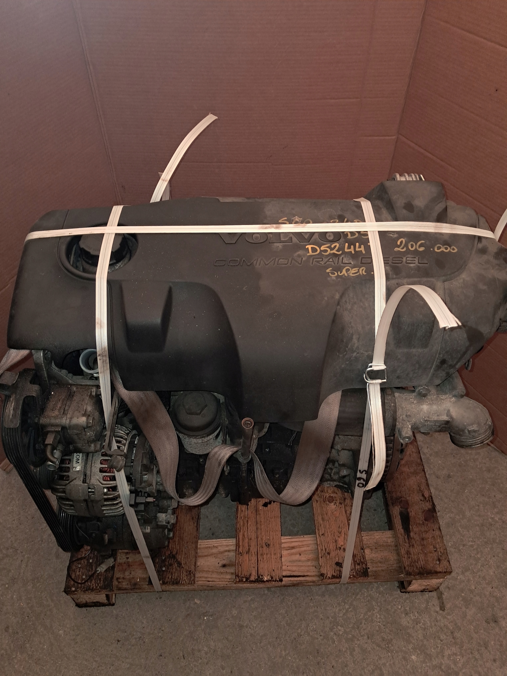 Moteur D 5244 T — vue 1