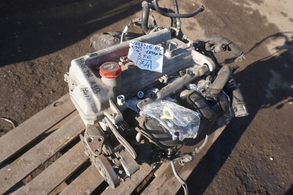 Moteur 1NZ-FE — vue 1