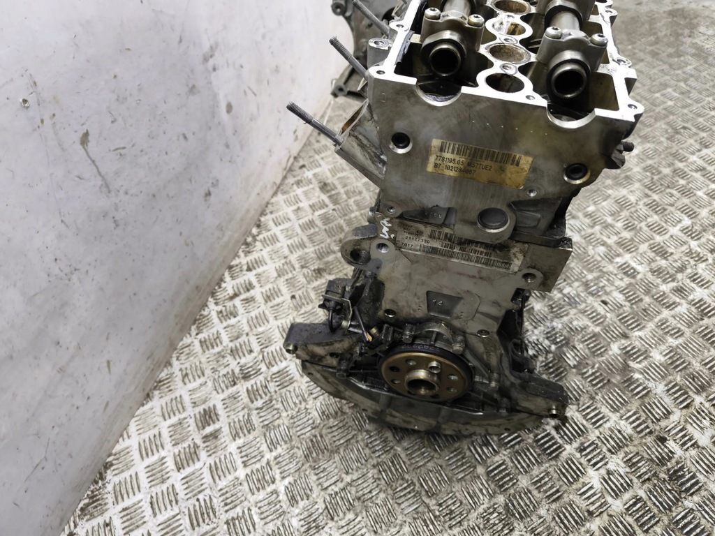 Moteur 306D3 — vue 4