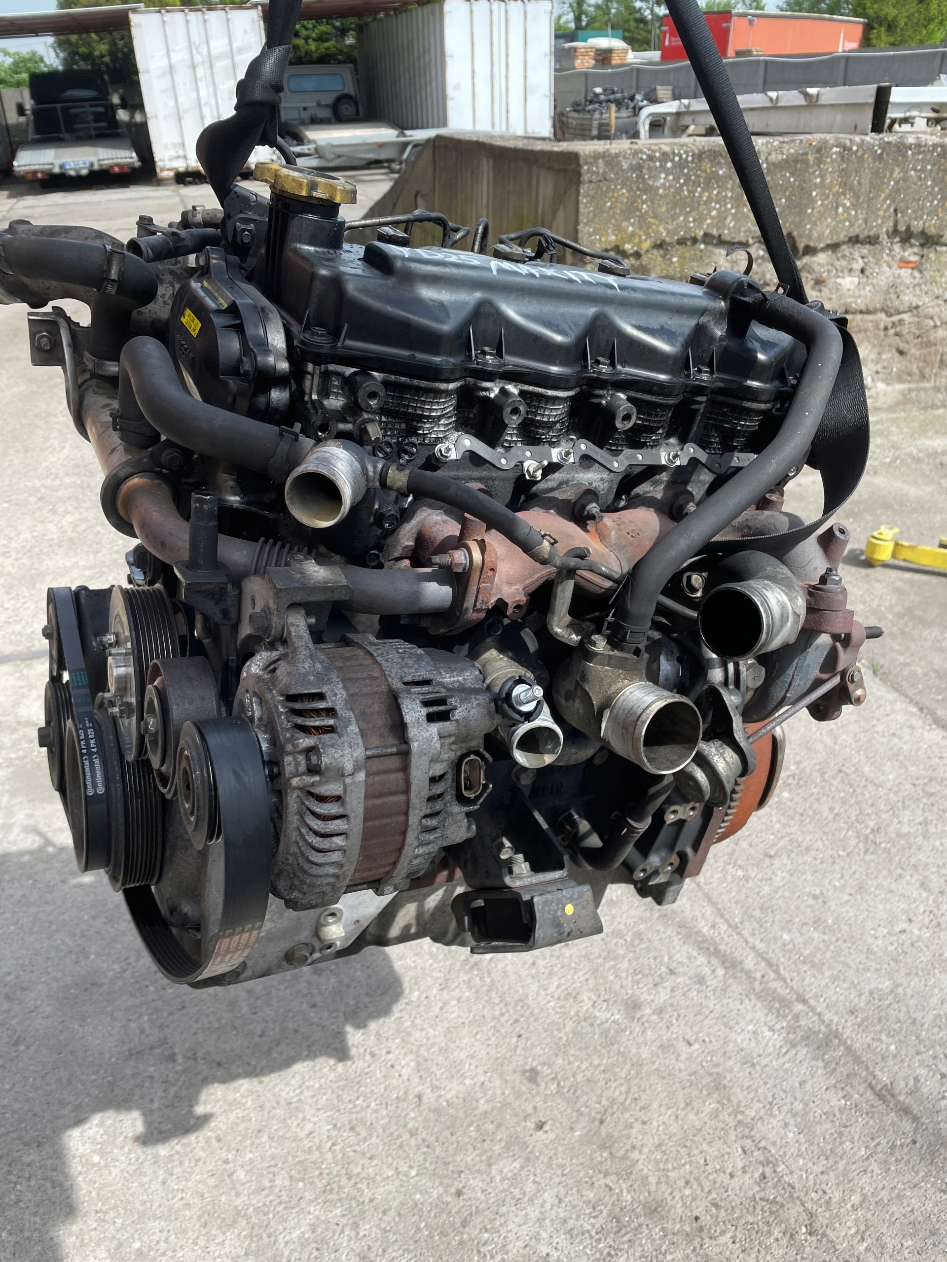Moteur YD25DDTi — vue 9