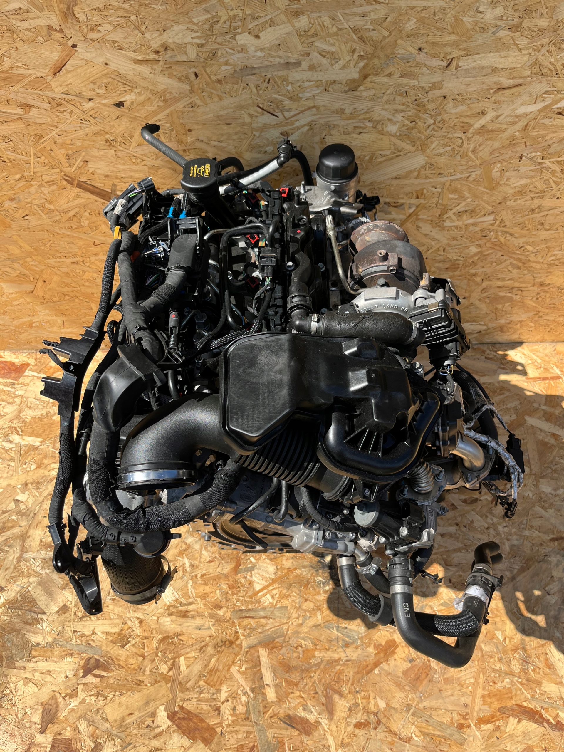 Moteur 204DTD(AJ21D4) — vue 8