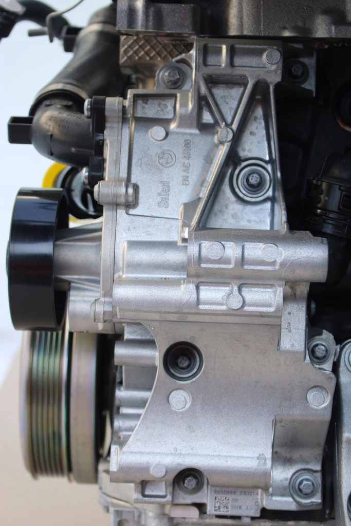 Moteur B48 B20 A — vue 7
