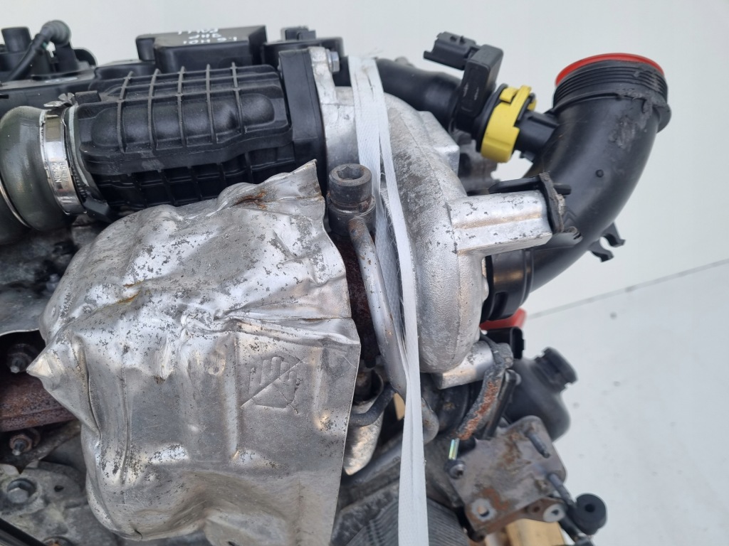 Moteur 9HP (DV6DTED) — vue 3