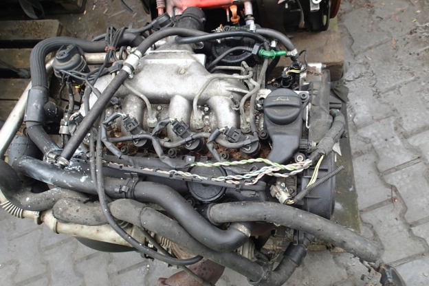 Moteur 4HW (DW12TED4) — vue 1