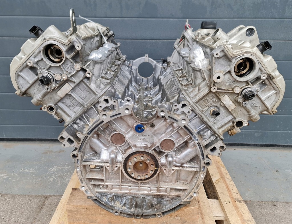 Moteur M 48.52 — vue 1