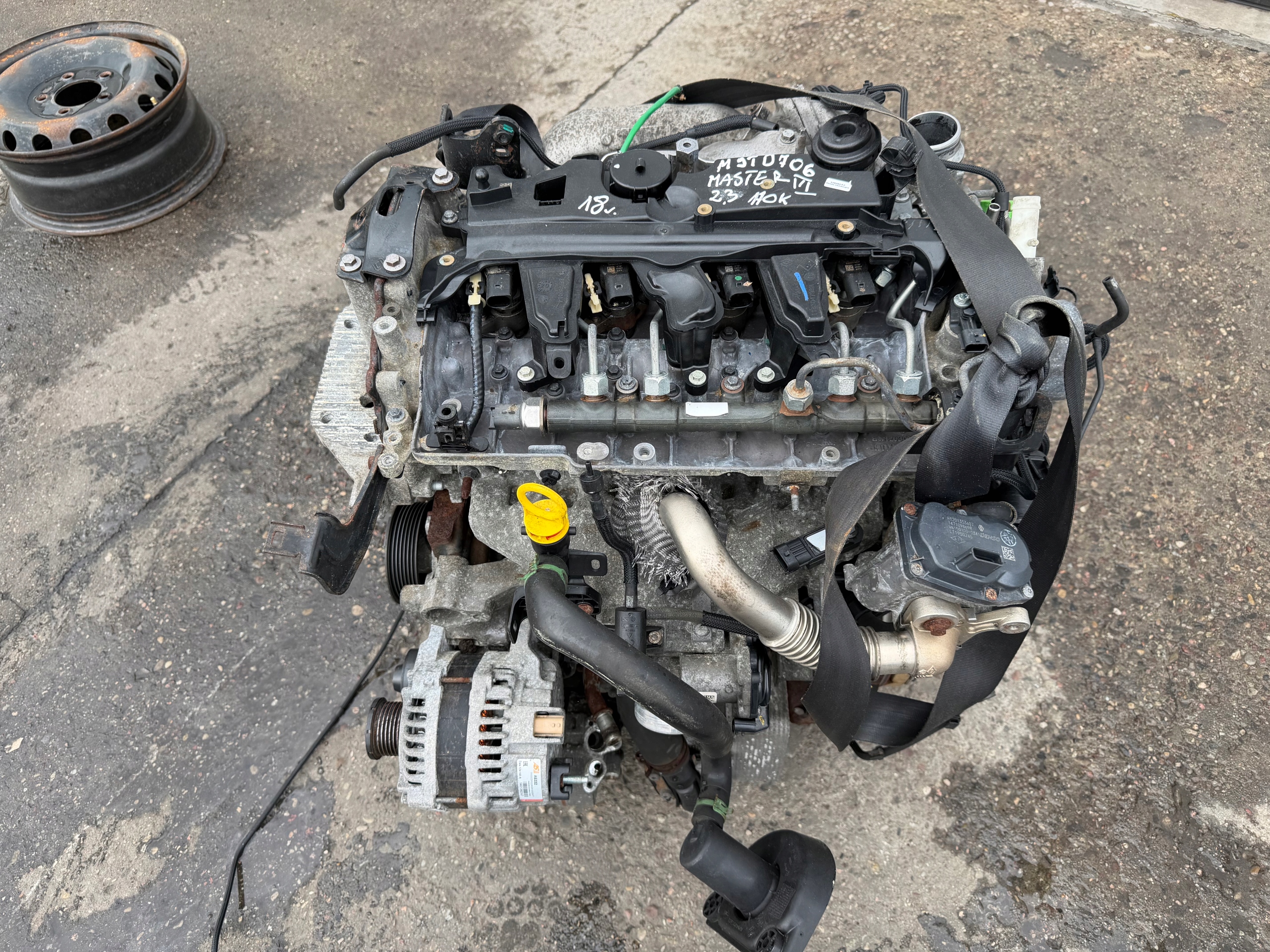 Moteur M9T 706 — vue 1