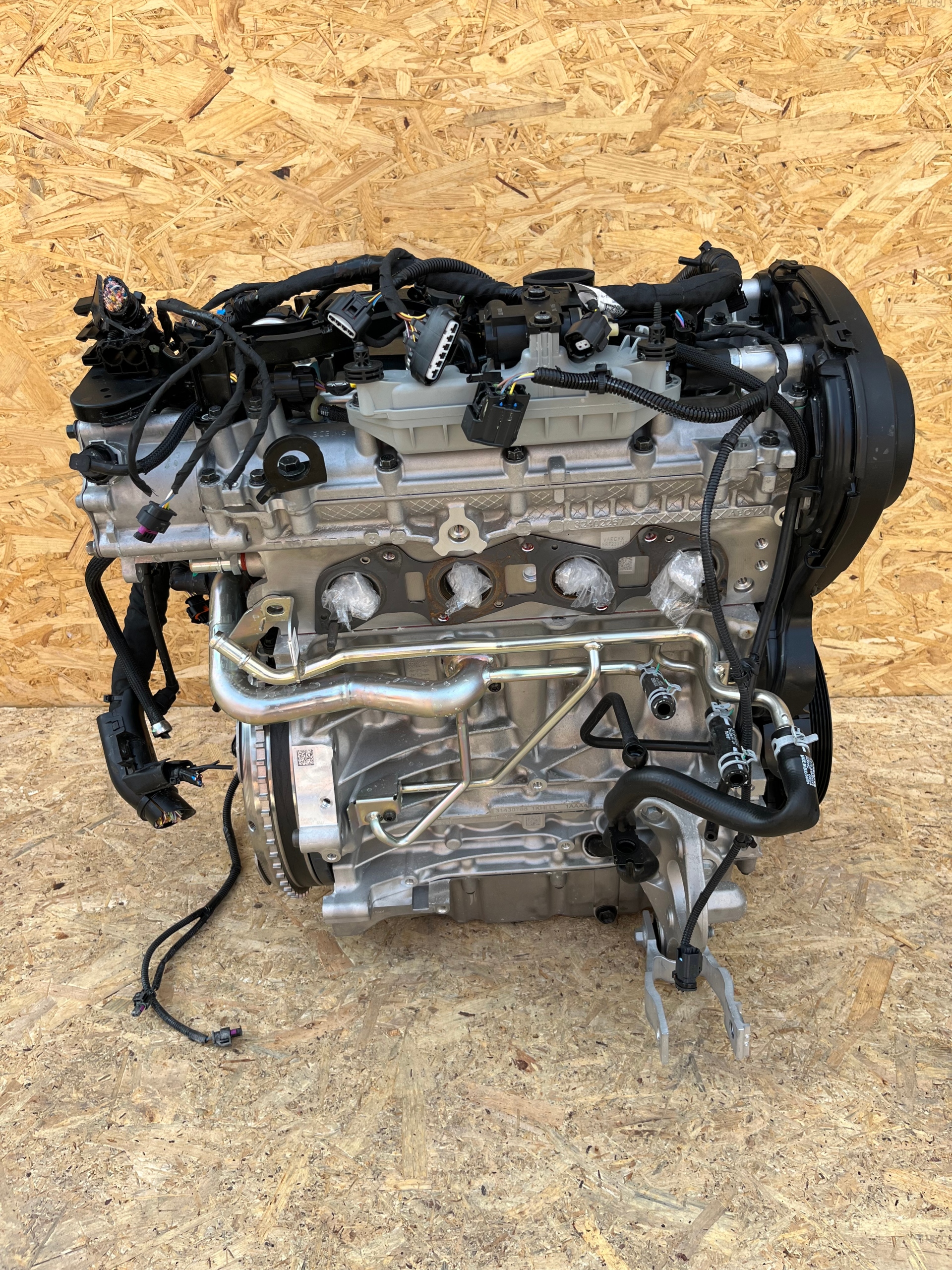 Moteur B 4204 T52 - Image 1