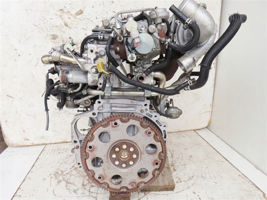 Moteur 2AD-FHV — vue 2