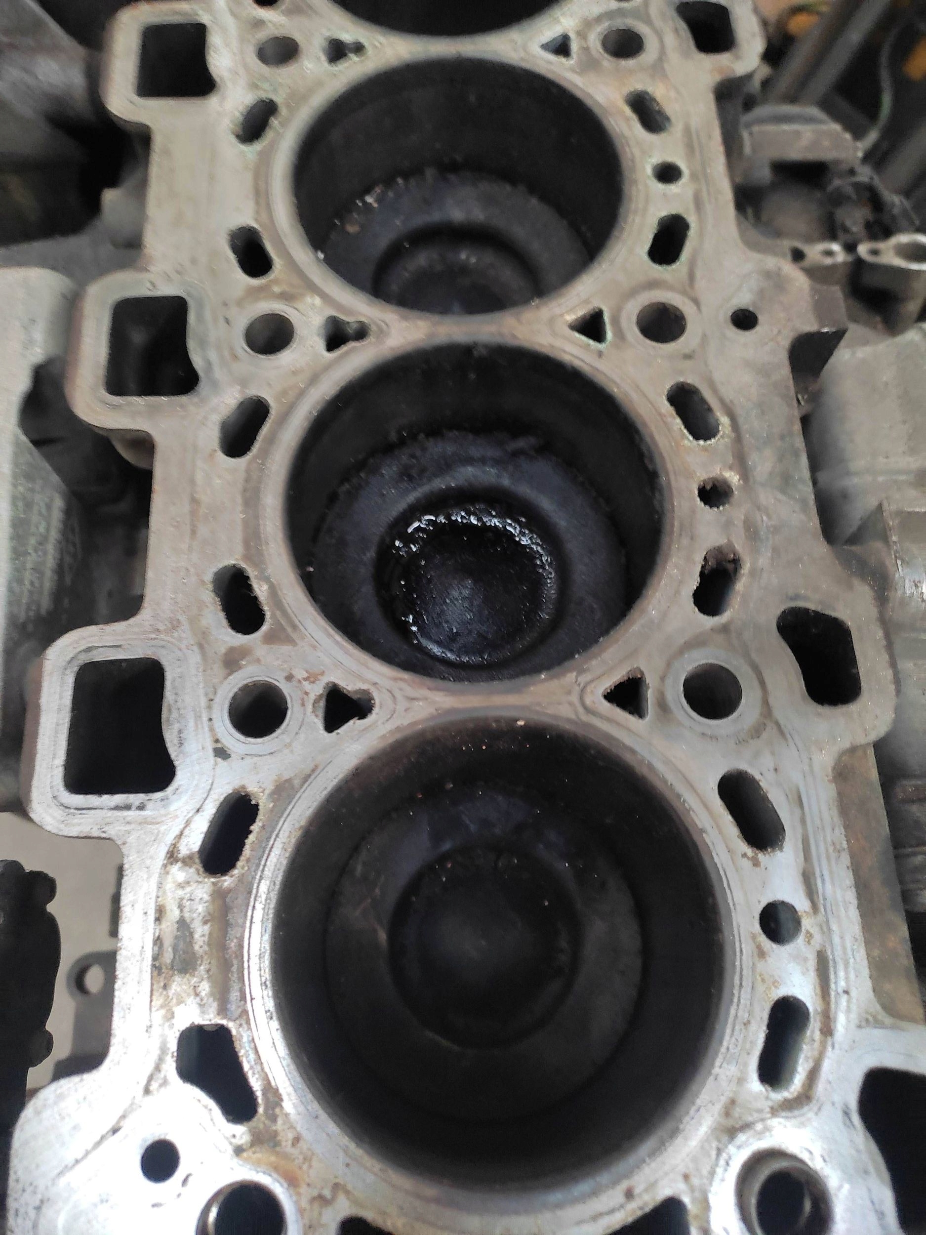 Moteur YS23DDT — vue 8