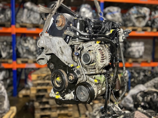 Moteur CCZA — vue 2