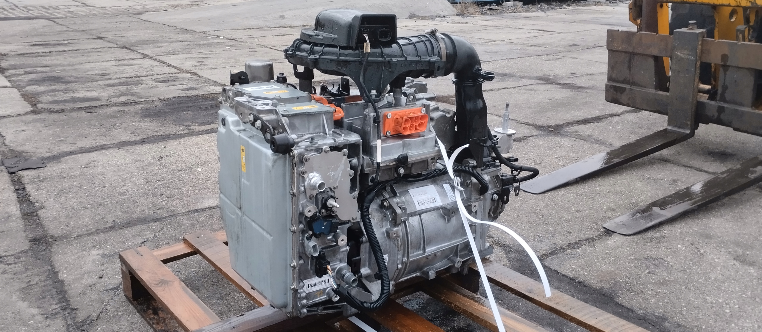 Moteur 5AQ 609 - Image 1